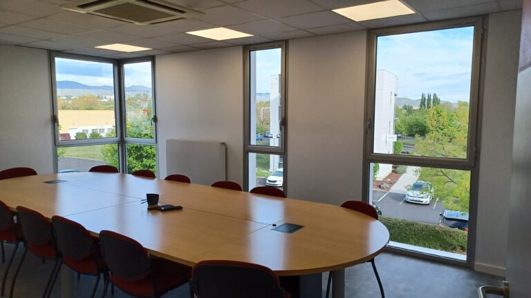 12 Salle Puy de Dome